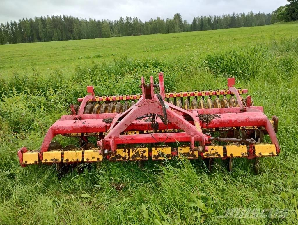 Väderstad CR 3000 Skålharver