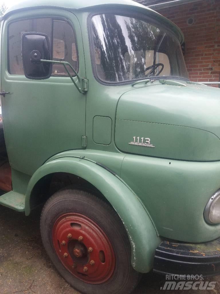 Mercedes-Benz 1113 Tippbil