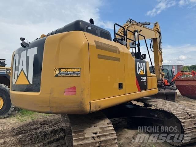 CAT 326 F L Beltegraver