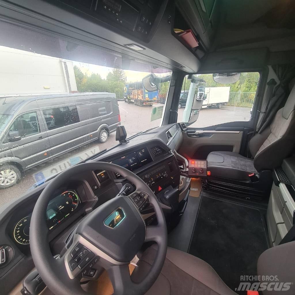 MAN TGX 35.510 8x4-4 Tippbil