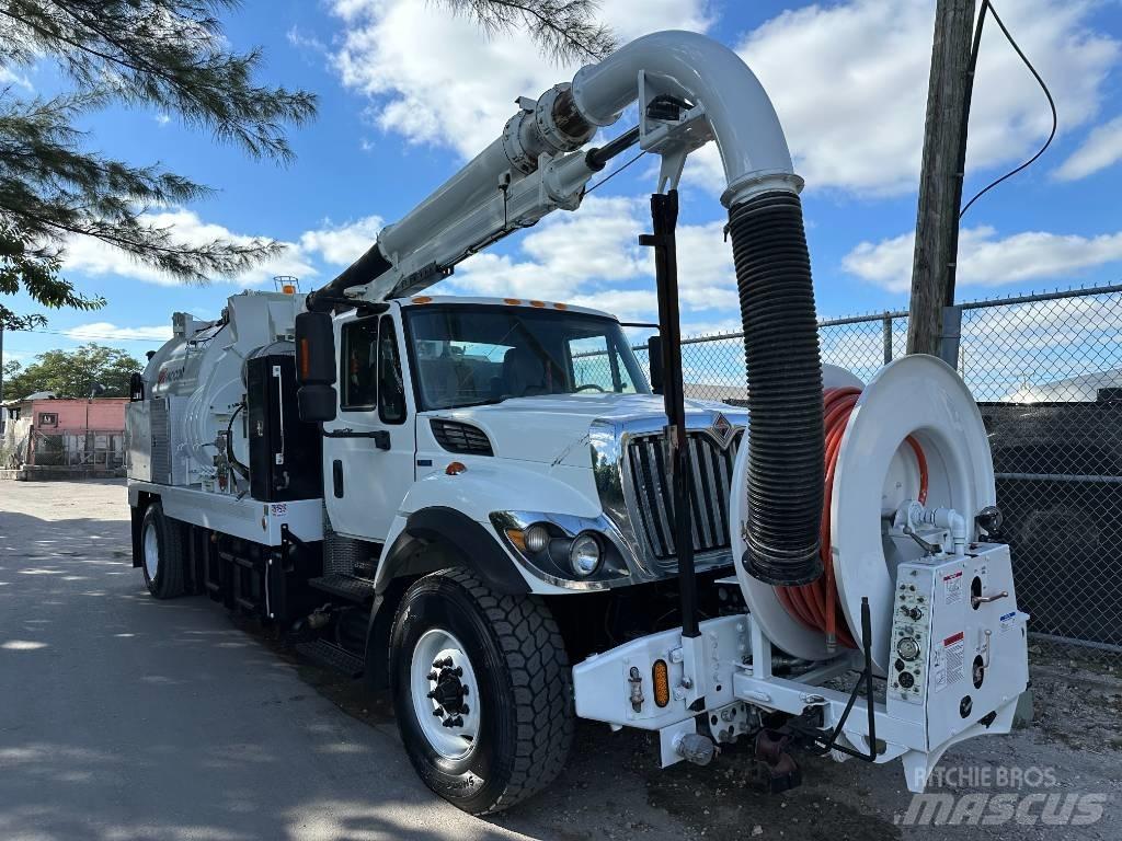 International 7400 Slamsugere