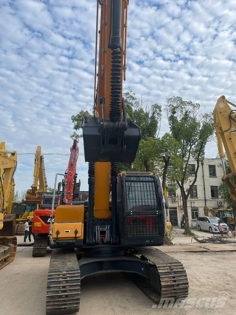 Hyundai 220LC-9S Midigravere 7 - 12t