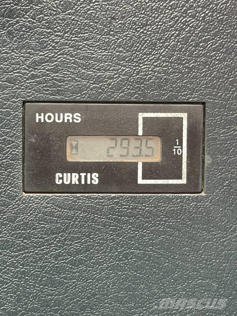 Hyundai 220LC-9S Midigravere 7 - 12t