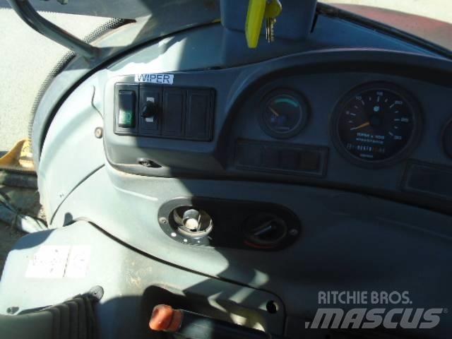 New Holland 575 E Traktorgravere
