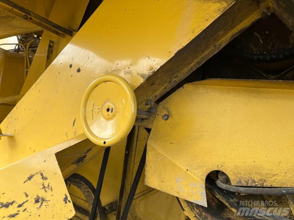 New Holland 8030 12´ Skurtreskere