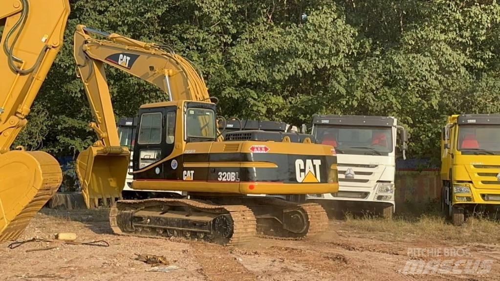 CAT 320 B Beltegraver