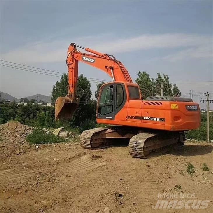 Doosan DX 225 LC-9C Beltegraver