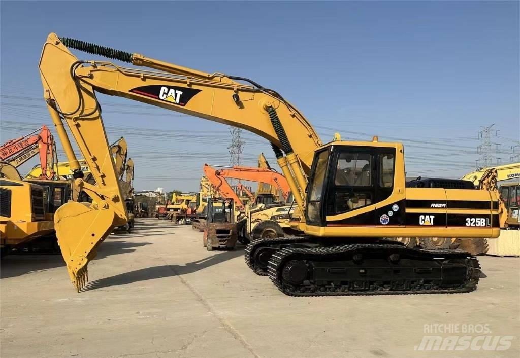 CAT 325 B Beltegraver