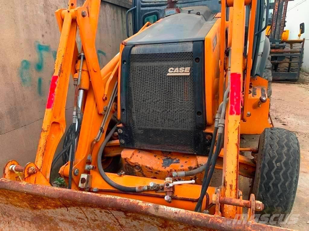 CASE 580 M Traktorgravere