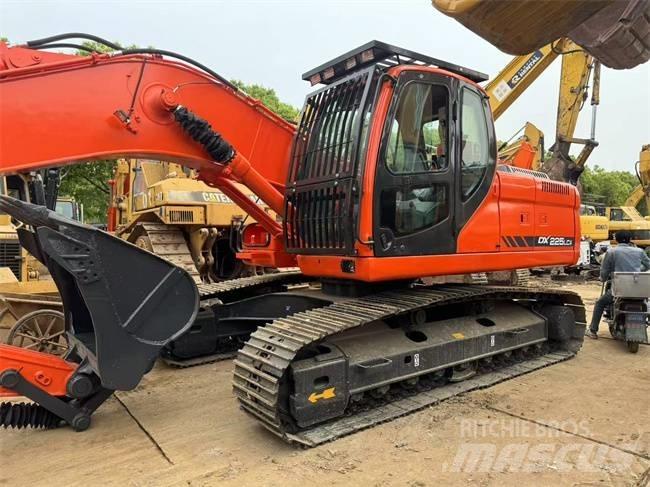 Doosan DX 225 LCA Beltegraver