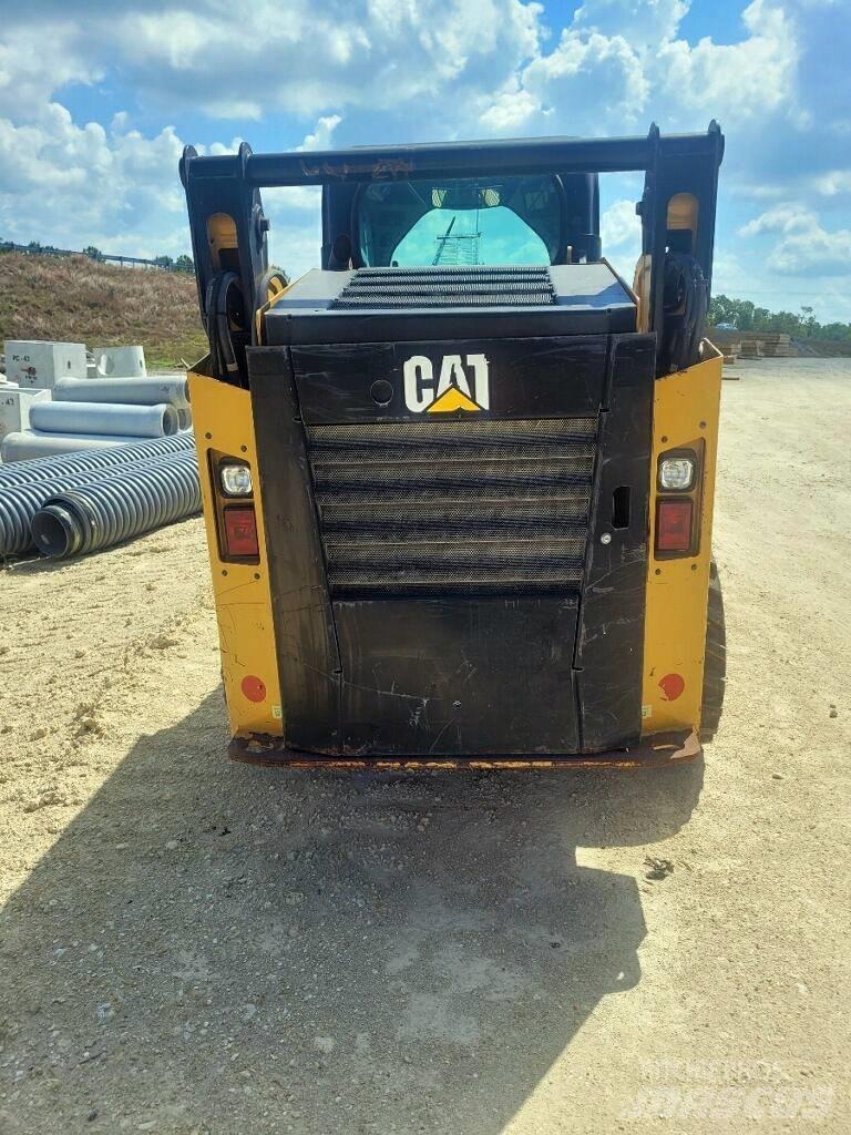 CAT 242 D Kompaktlastere
