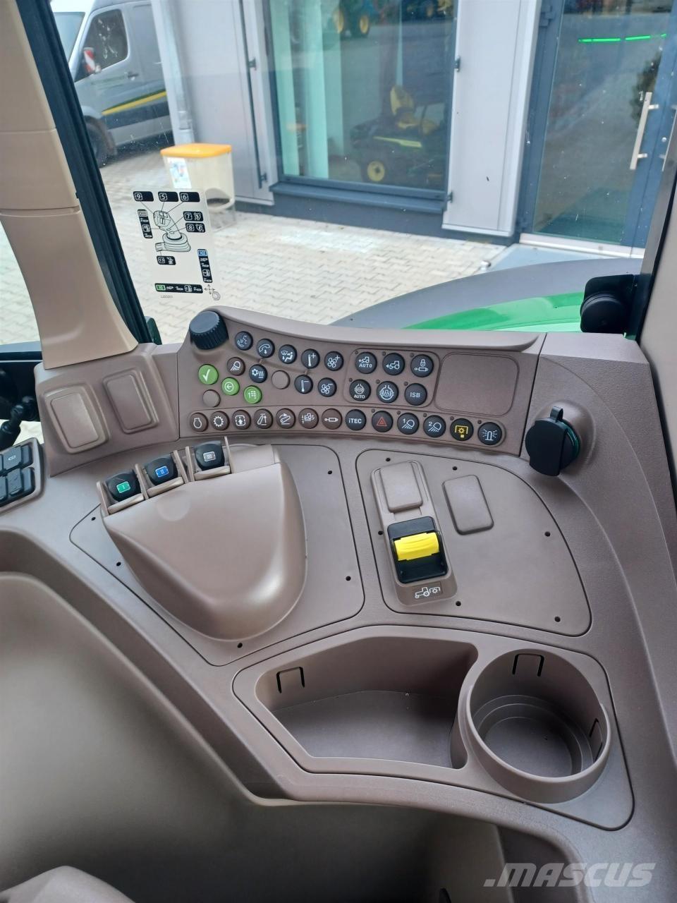 John Deere 6110M Traktorer