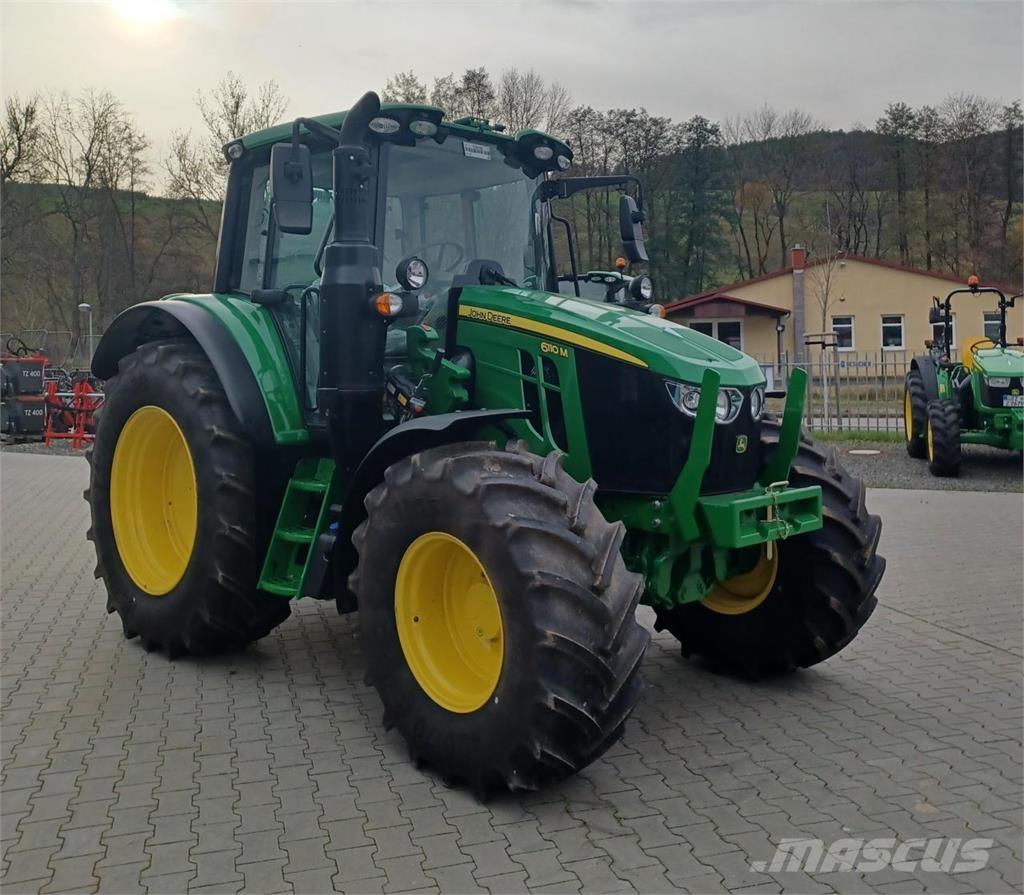 John Deere 6110M Traktorer