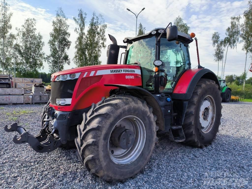 Massey Ferguson 8690 Traktorer