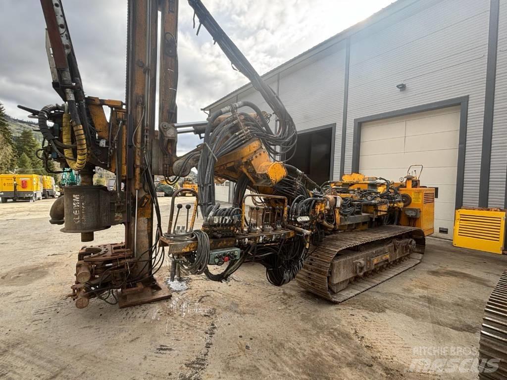Klemm KR 807-4 Fundamenterings rigger