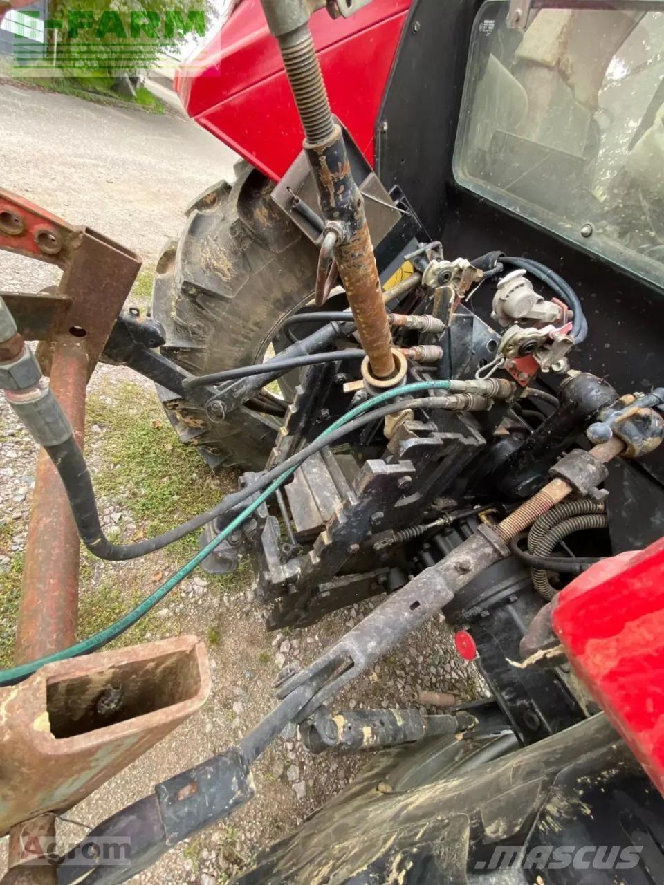 Case IH 844 a Traktorer