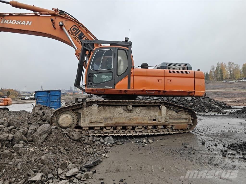 Doosan DX520LC Beltegraver