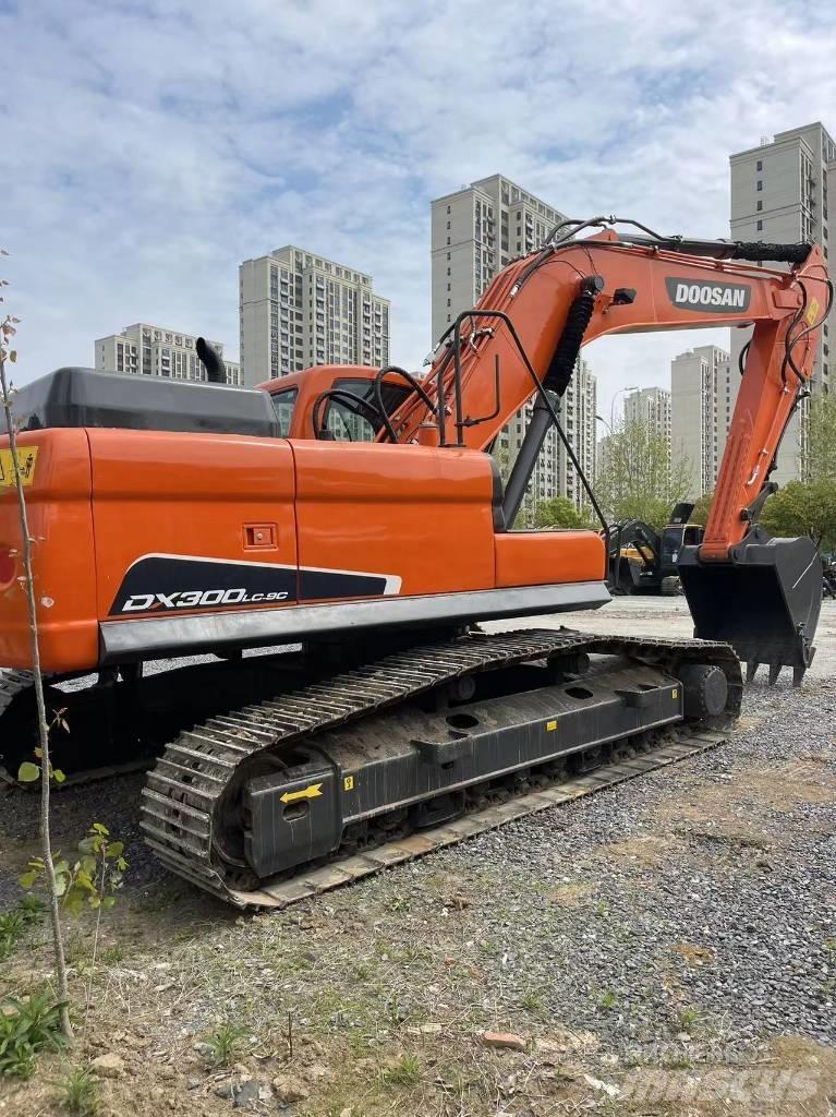 Doosan DX 300 LC Beltegraver