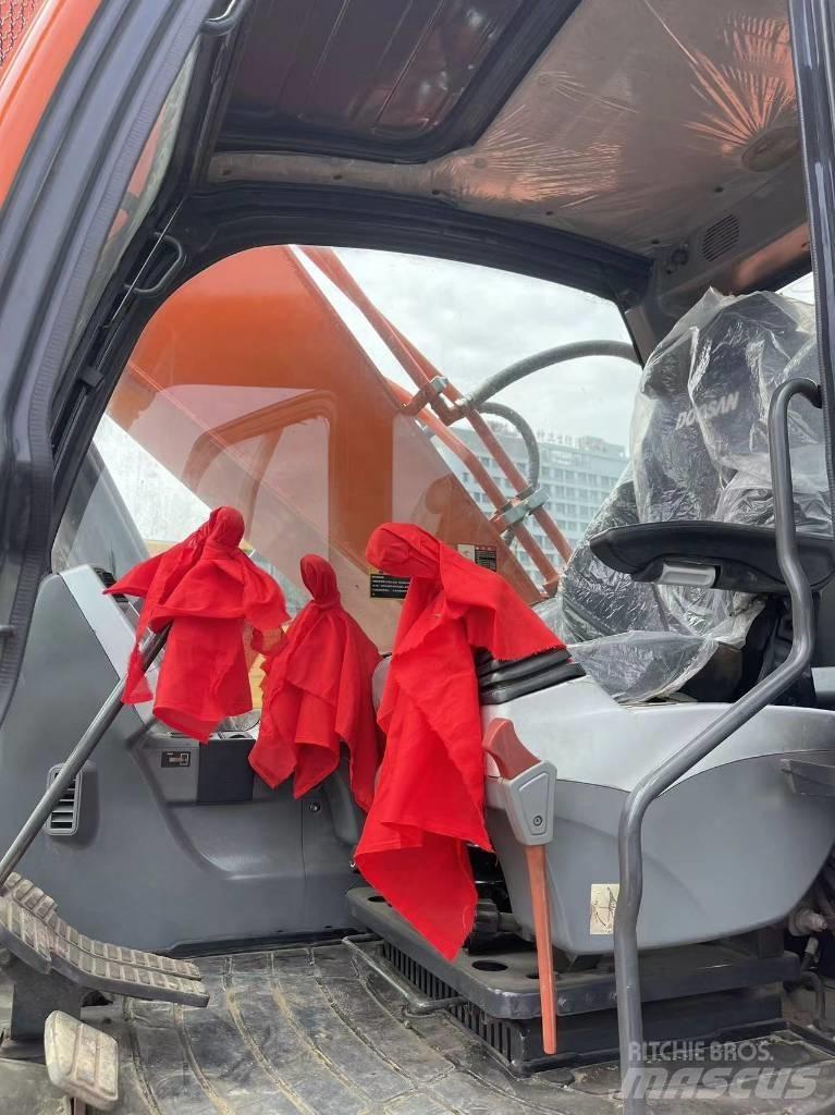 Doosan DX 300 LC Beltegraver