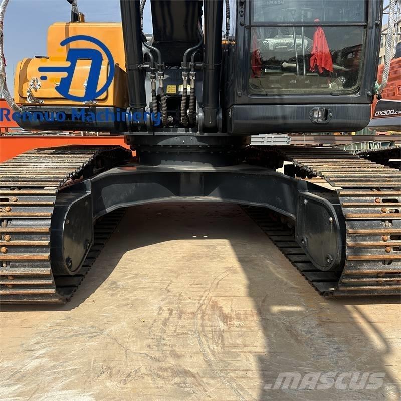 Hyundai 215-9S Beltegraver