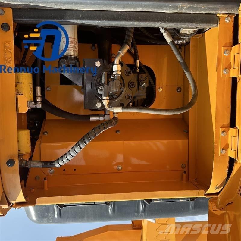 Hyundai 215-9S Beltegraver