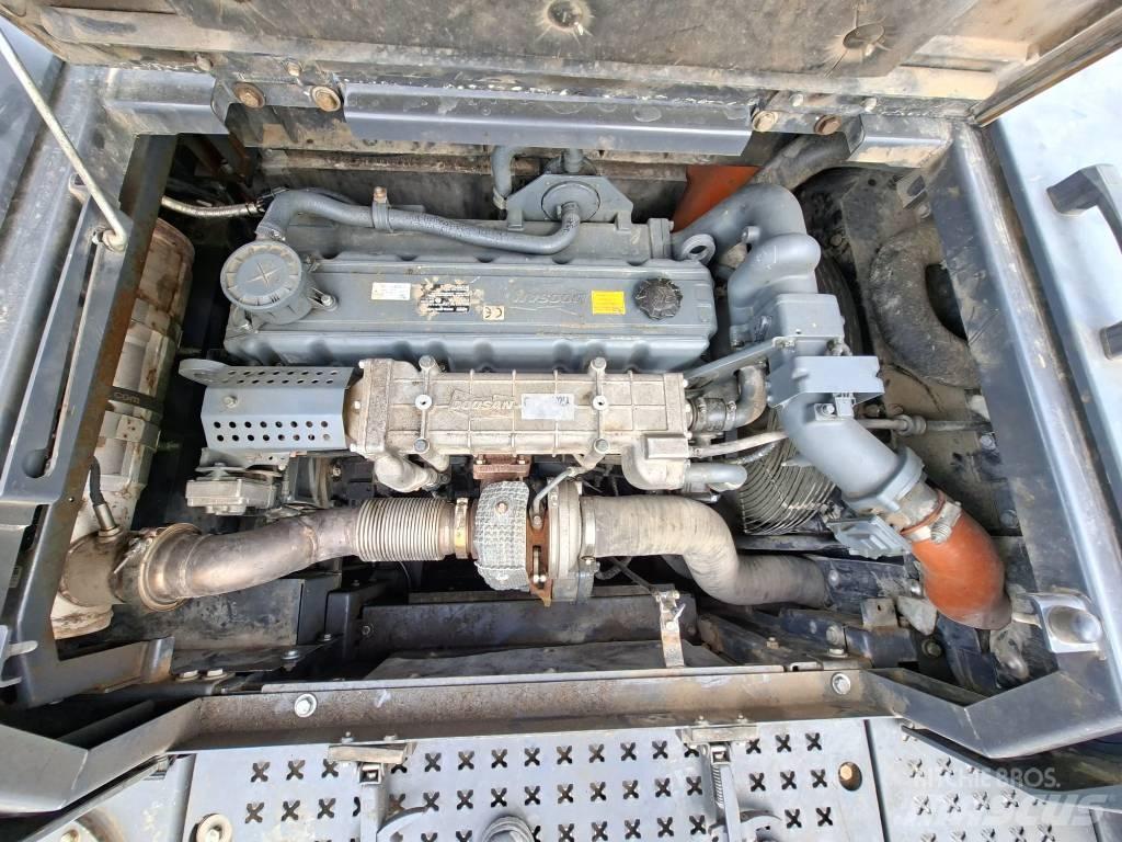 Doosan DX 300 LC-5 Beltegraver