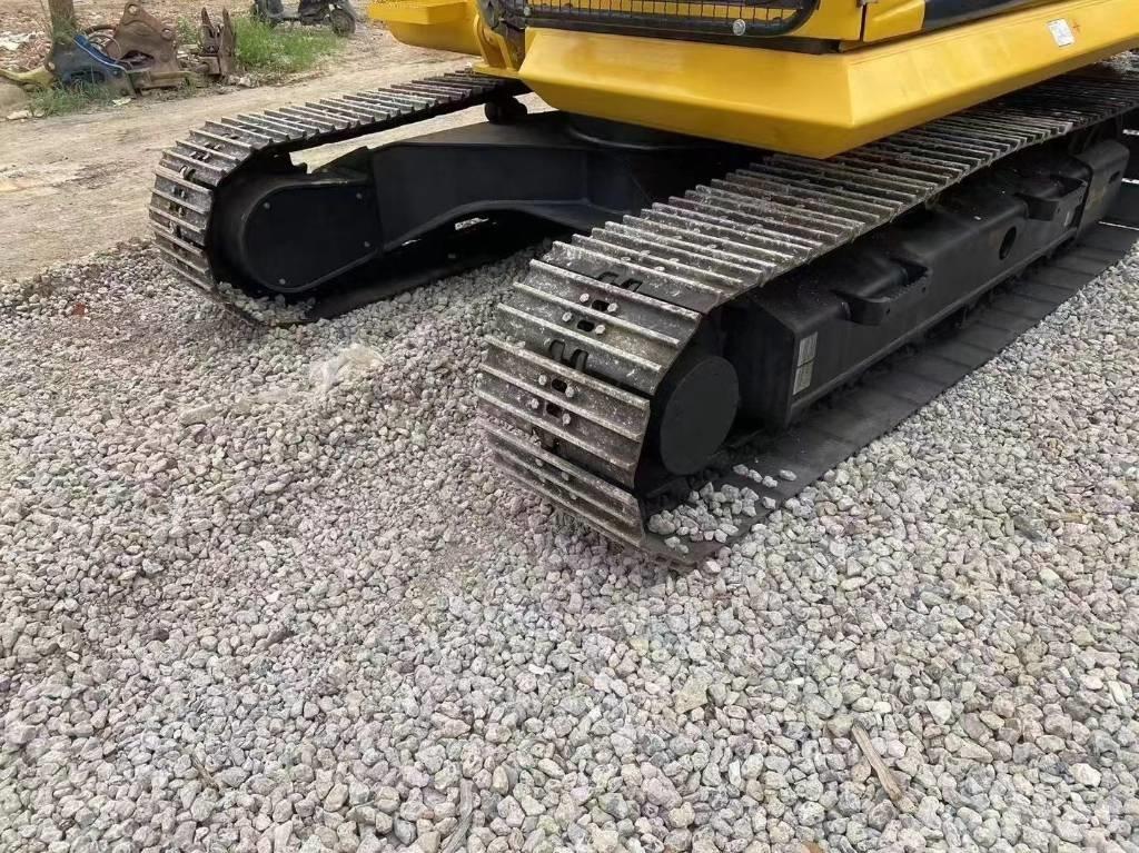 Komatsu PC 130 LC Beltegraver