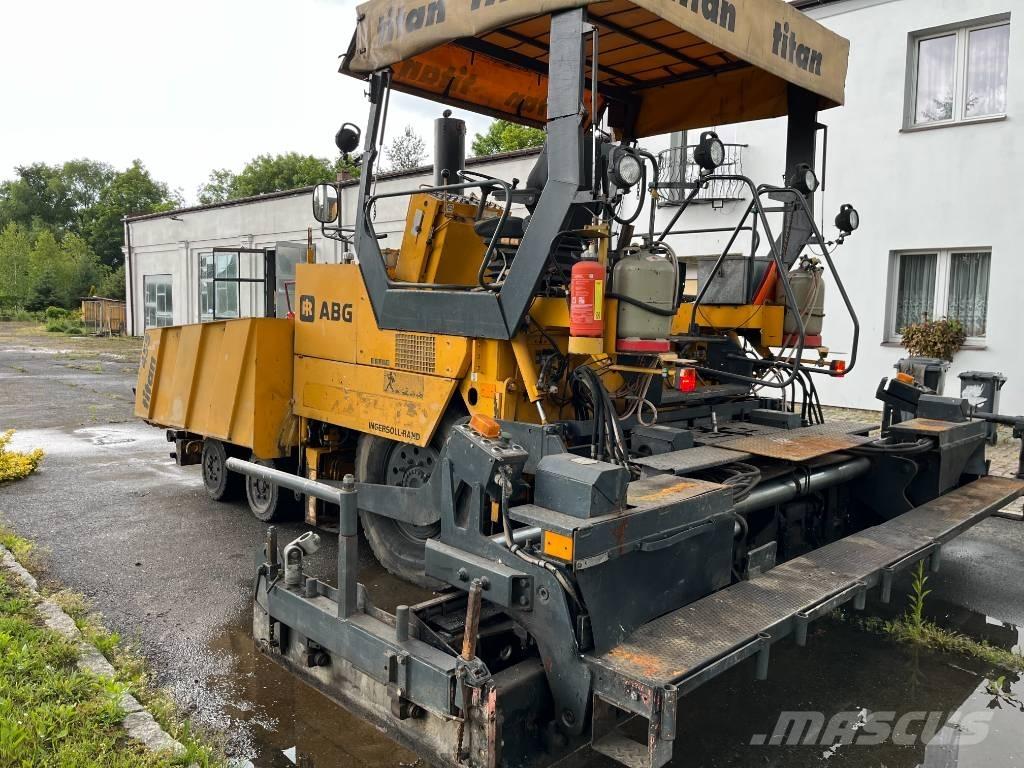ABG Titan 455 Asfaltutleggere