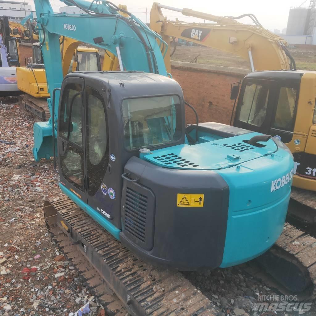 Kobelco SK 135 SR Beltegraver