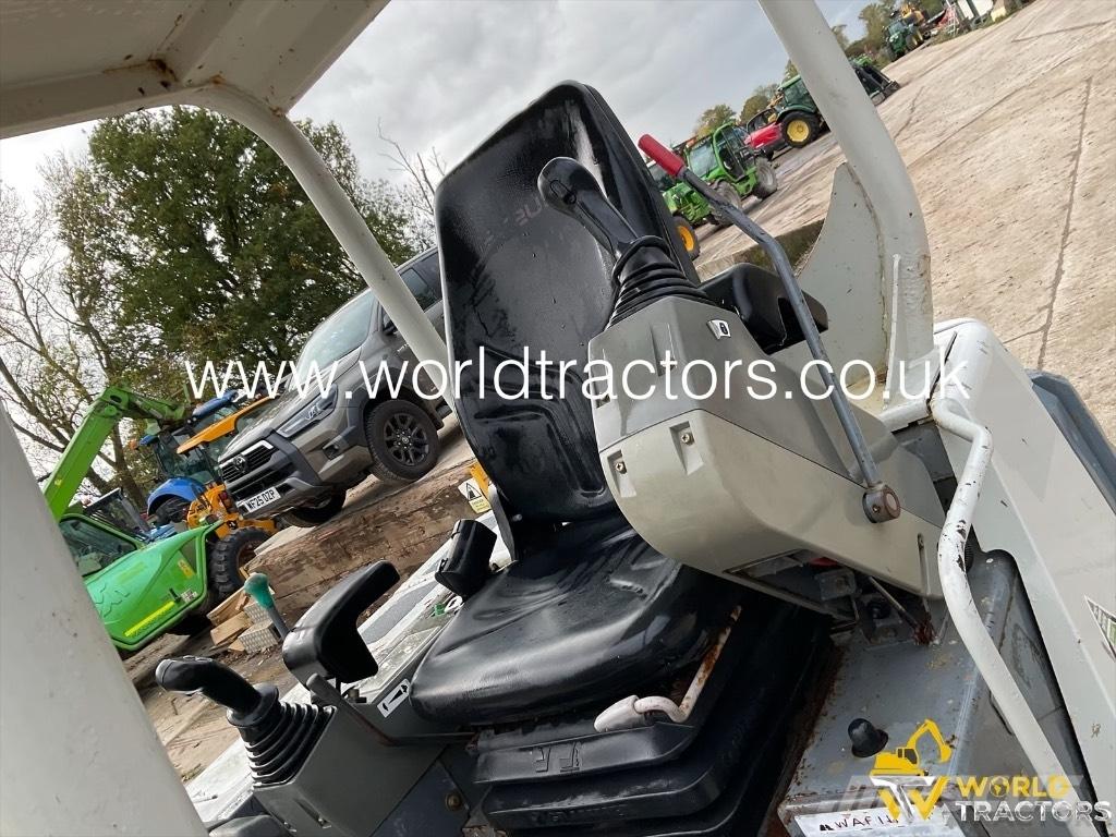 Takeuchi TB 228 Minigravere <7t