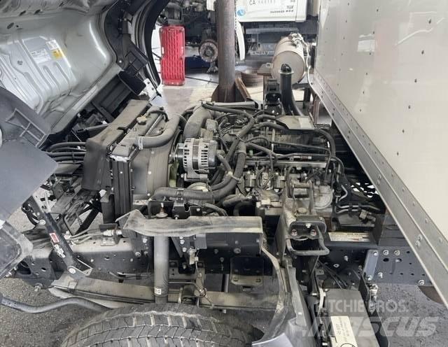 Isuzu NPR Skapbiler
