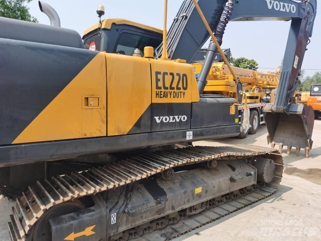 Volvo EC 220 DL Beltegraver