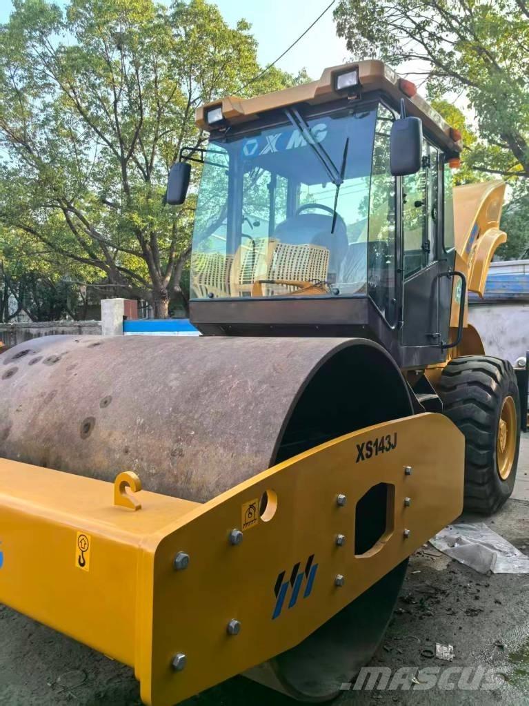 XCMG XS 142 J Valsetog