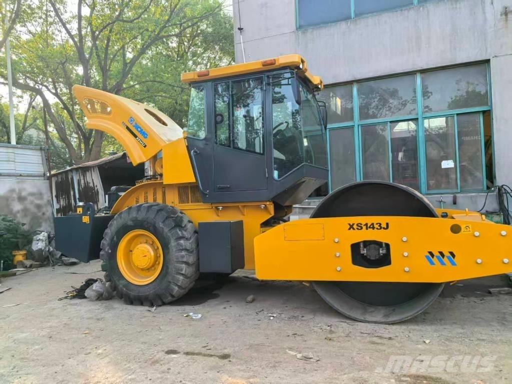 XCMG XS 142 J Valsetog