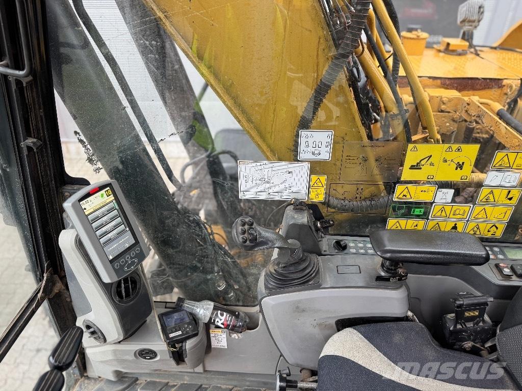 CAT 318 E L Beltegraver