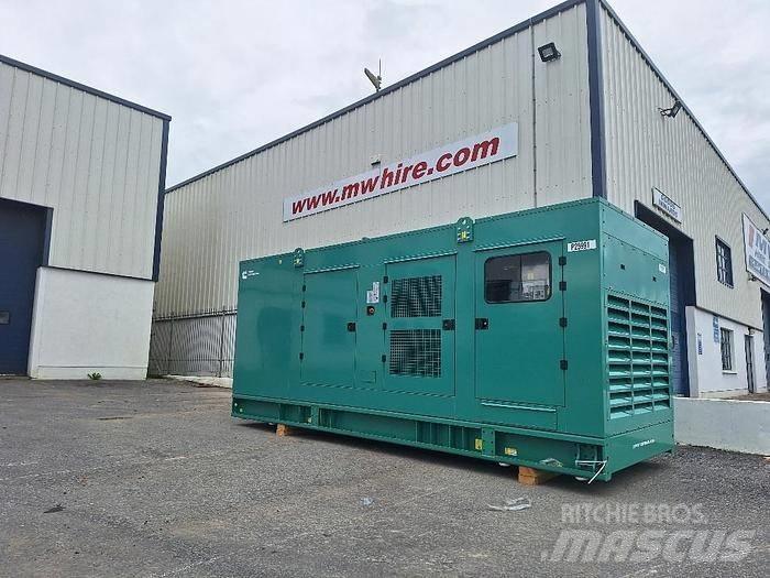 Cummins C900D5 Diesel Generatorer