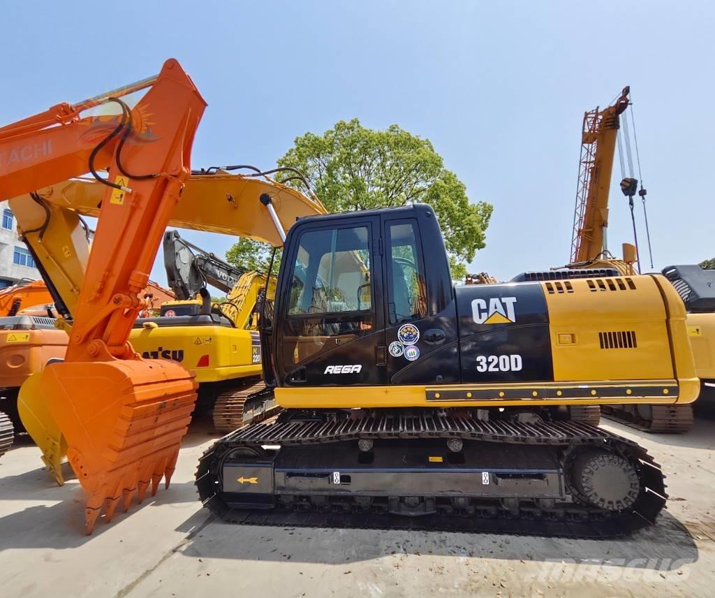 CAT 320 D Beltegraver