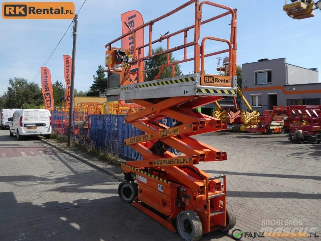 JLG 2030 ES Sakselifter