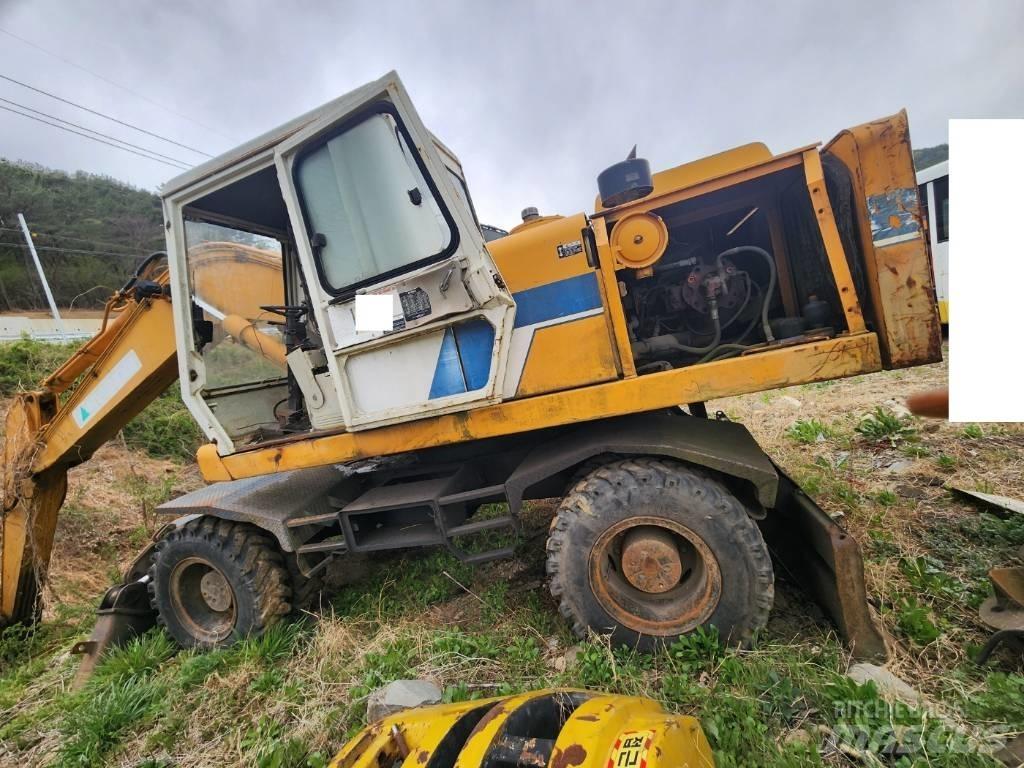 Hyundai ROBEX 2000W Hjulgravere