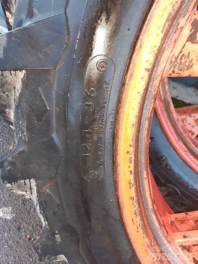Goodyear 12.4-36 Dekk, hjul og felger