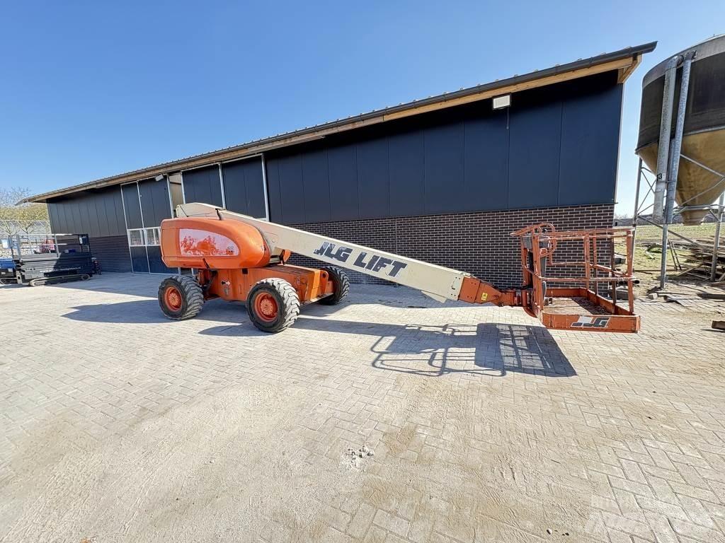 JLG 600s Teleskop bomlifter
