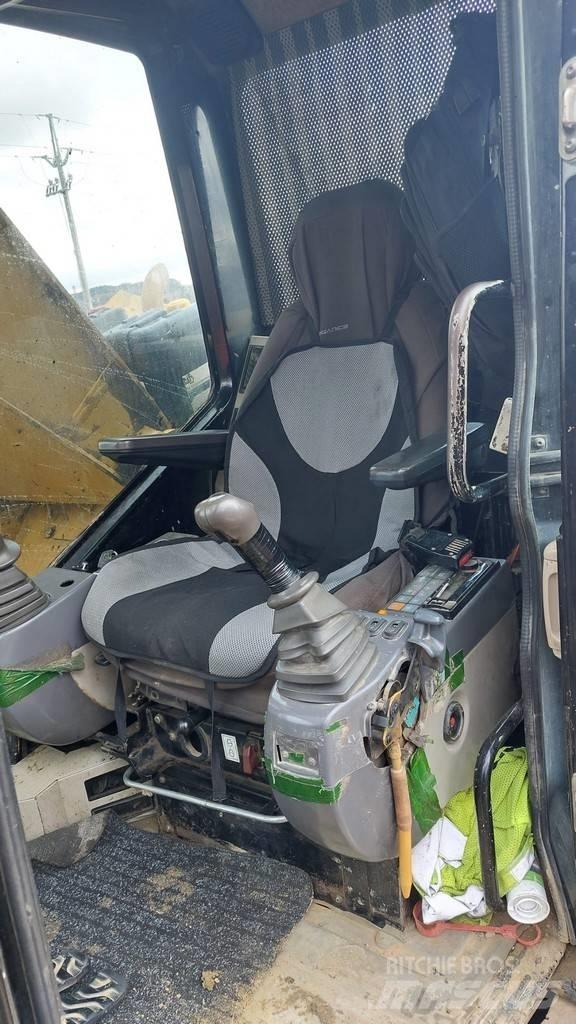 CAT 321 LCR Beltegraver