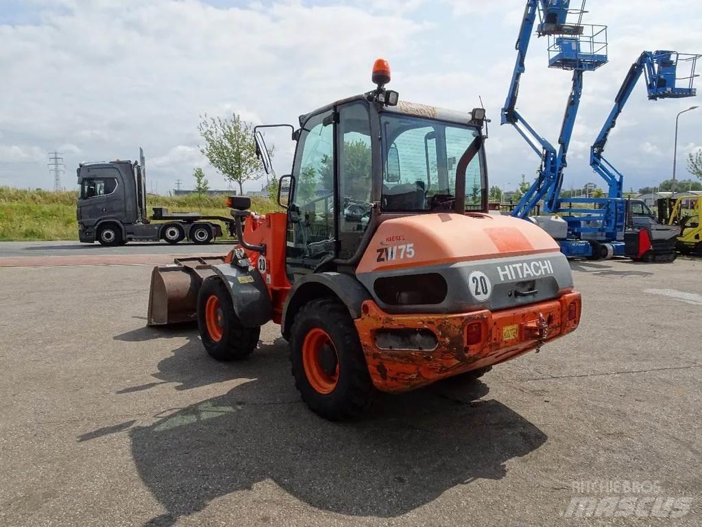 Hitachi ZW75 Anlegg - Annet