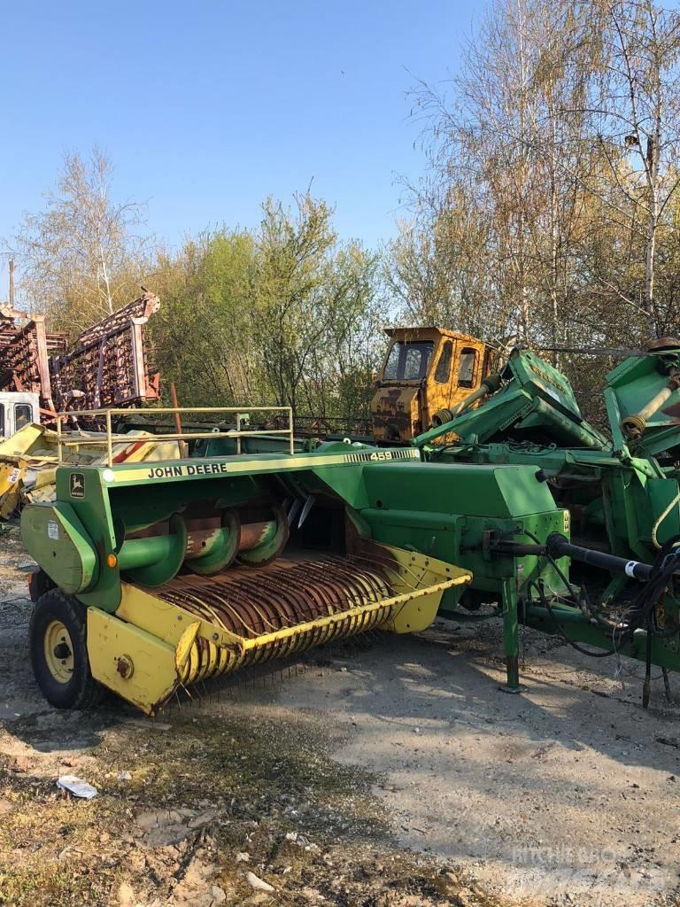 John Deere 459 Firkantpresser