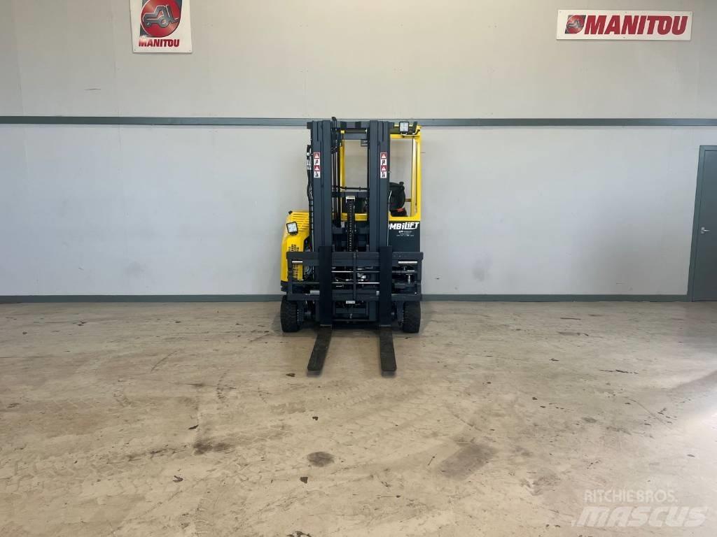 Combilift CB 3000 Diesel Trucker