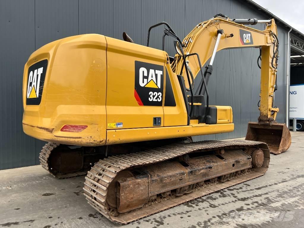 CAT 323 07A Beltegraver