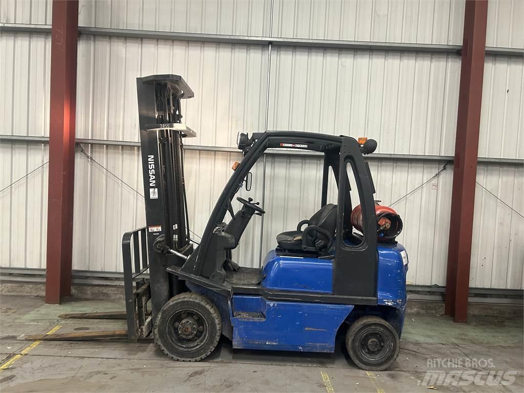 Nissan UD02A20PQ Propan trucker