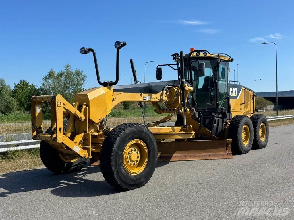 CAT 140M Veihøvler