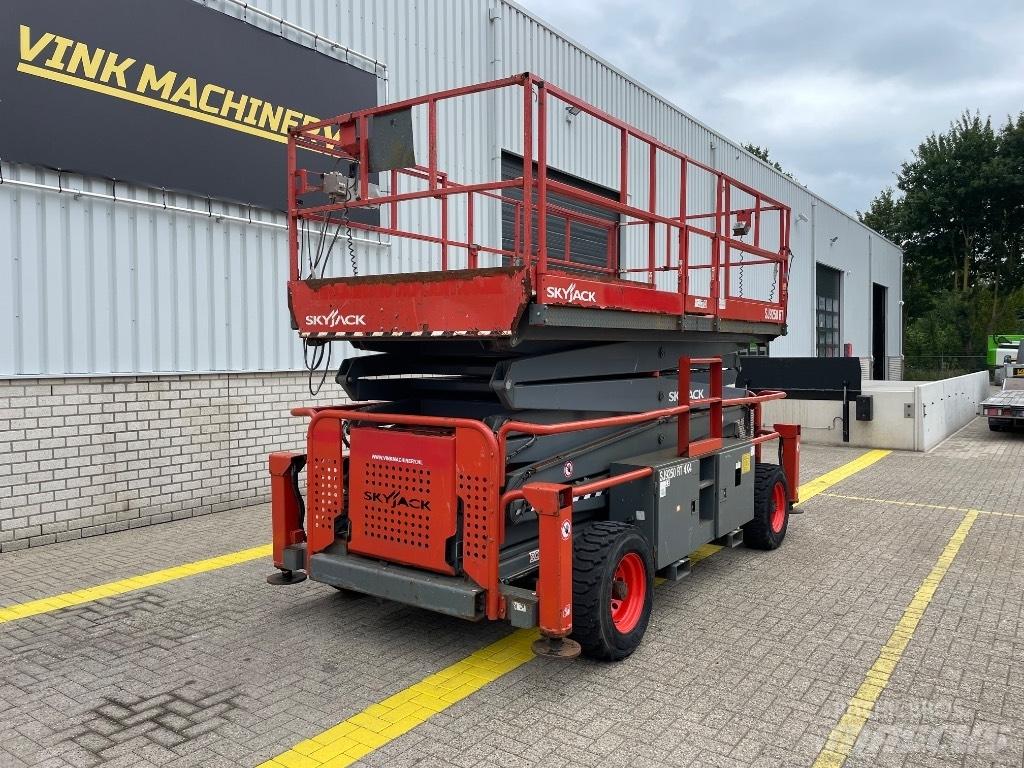 SkyJack SJ 9250 RT Sakselifter
