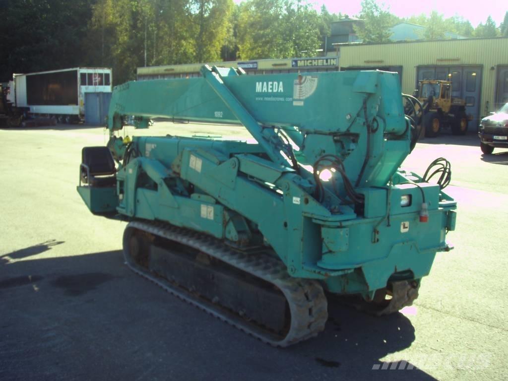 Maeda MC 405 CRME Beltegående Kran